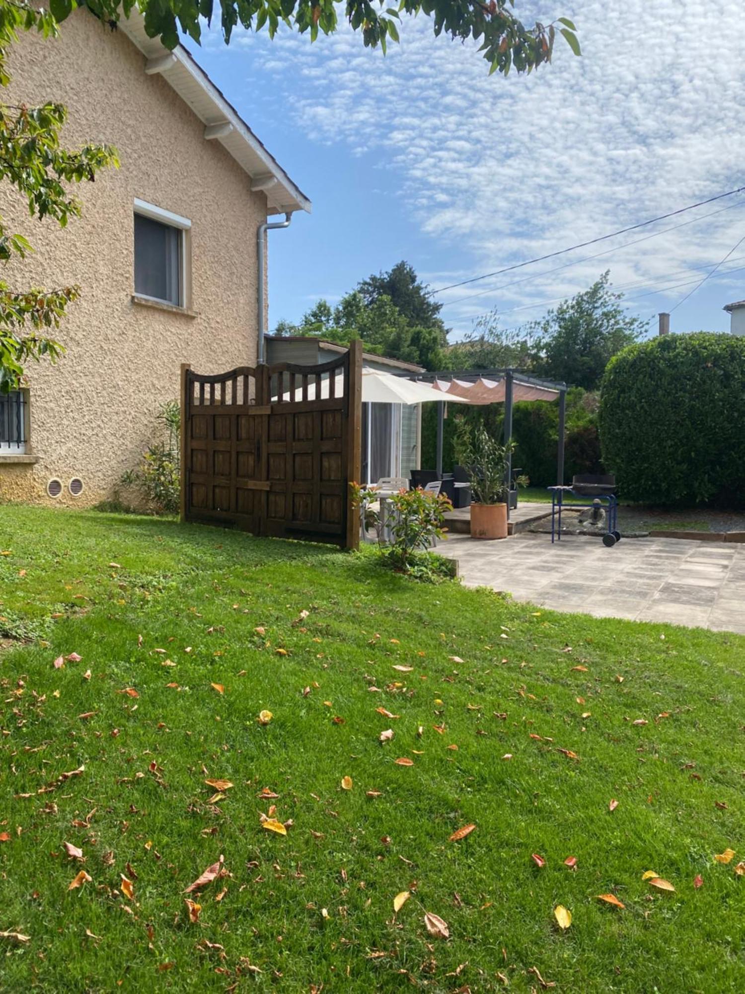 Des Chabaudieres Holiday home *